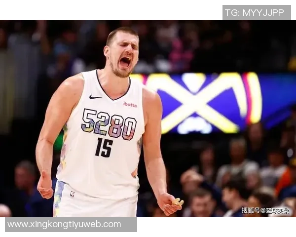 约基奇下半场状态低迷投篮命中率惨淡三分球更是颗粒无收