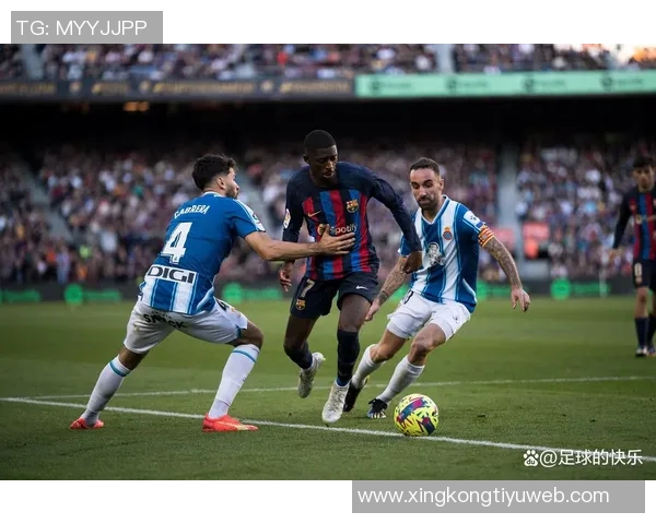 登贝莱回顾2025年辉煌时刻金球奖FIFA最佳与六冠王荣耀齐聚社媒分享