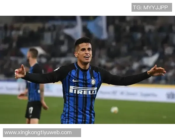 罗体报道新月愿意出租坎塞洛并承担大部分薪水国米期待下周得到答复