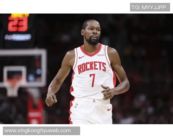 杜兰特赛季开局表现惊艳场均30分高效命中率限制对手运动战表现不佳