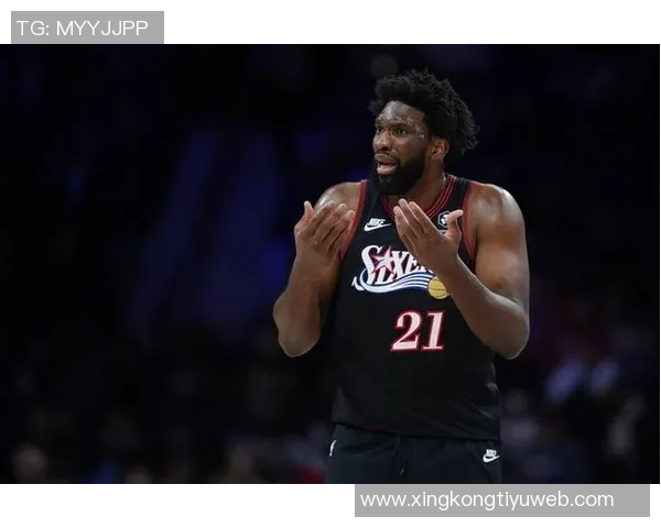 76人半场领先雄鹿恩比德表现出色特纳罗林斯助力球队奋战